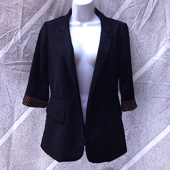 Black blazer - Picture 1 of 2